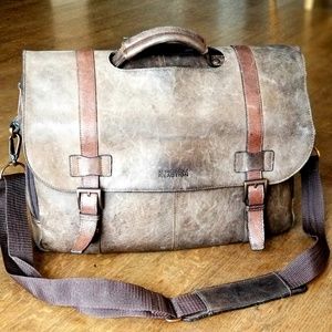 Kenneth Cole Reaction Leather Laptop Case